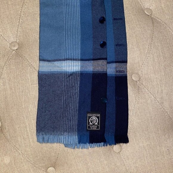 𝅺scarf 100% wool buttons - Picture 3 of 8